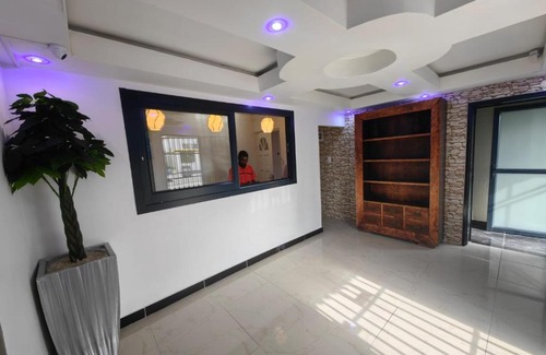 Parow Casa | Essential Lodge23