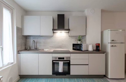 Centro Storico Nord Apartamento | [Essenza Moderna] City Center + Relax