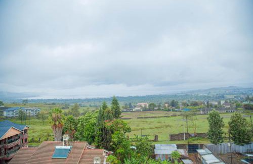 Hospital Apartamento | Essy's Apartments Nakuru with pool & GYM