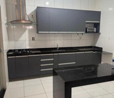Castanheiras Casa | Estadia perfeita para viajantes e trabalhadores e familias em temporadas