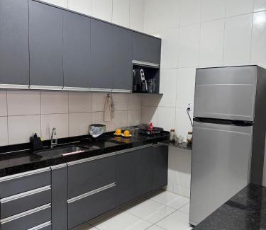 Castanheiras Casa | Estadia perfeita para viajantes e trabalhadores e familias em temporadas
