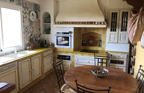 Muret Casa | Estantens: Casa / villa / chalet - Estantens