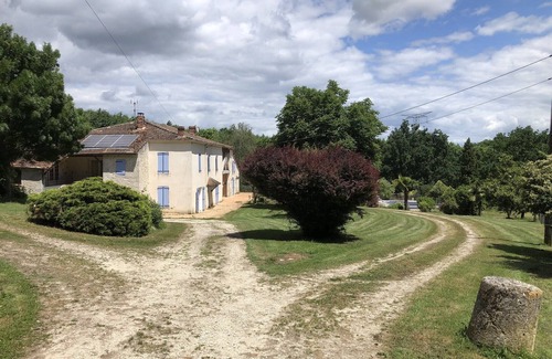 Astaffort Casa | Estate, pretty farmhouse 190m2, 10pers, 5bedroom, swimming pool, private lakes and woods, fishing