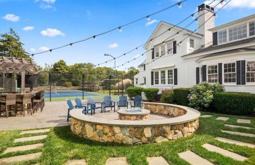Harwich Port Casa | Estate with Private pool tennis court and playground