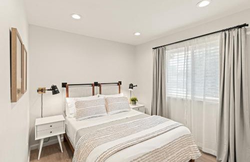 Thousand Oaks Apartamento | Estepa Unit #2 By Pmi
