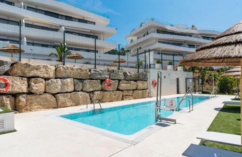 La Gaspara Apartamento | Estepona Beach Getaway 2BR Apartment w Sea View