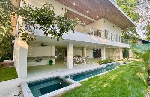 Esterillos Oeste Casa | Esterillos Lote home