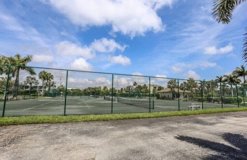 South Island Condominio | Estero Beach and Tennis 703b