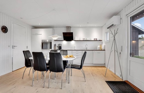Fej Casa | "Esther" - 700m from the sea by Interhome