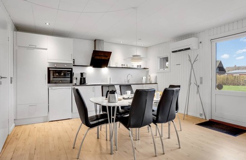 Fej Casa | "Esther" - 700m from the sea by Interhome