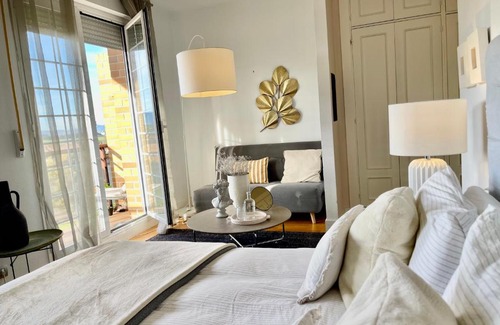 Gorraiz Casa | Estilosa casa golf suites