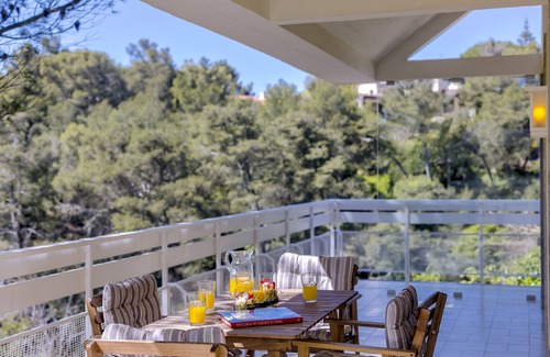 Estoril Casa | Estoril casa con piscina a 700 m de la playa zona privilegiada reciente reforma