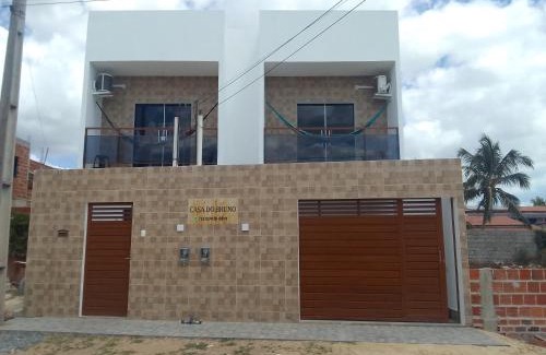 Prea Apartamento | Estrela Apartamento 2 terreo - Quarto e sala com cozinha americana na praia do prea-Ce