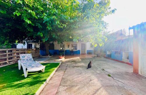 San Vicente del Raspeig Casa | Estudio adosado acogedor con jardín, barbacoa y parking privado