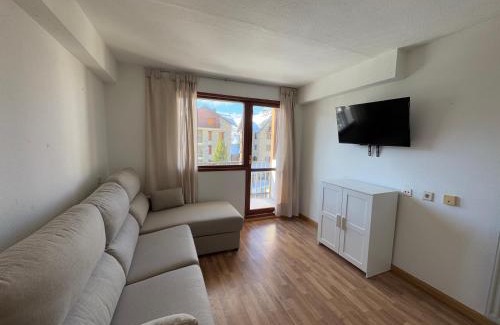 Formigal Apartamento | Estudio con increíbles vistas a la montaña en el centro de Formigal - Esquía sin llaves