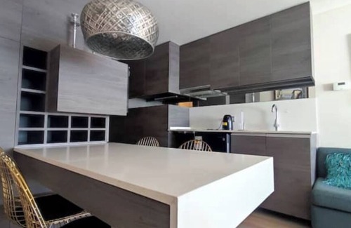 Renaca Apartamento | Estudio con vistas al mar y los atardeceres mas hermosos del mundo.
