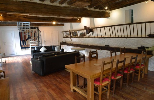 Bailly Apartamento | "Etang" Vaste appartement duplex (200m2) donnant sur un grand jardin privatif|capacité 14 personnes