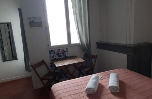 Gimont Cama Y Desayuno | etape gimontoise 32 "Chambre tout confort"