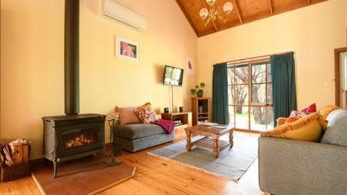 Drummond Casa | Ethel - Drummond Park Cottages