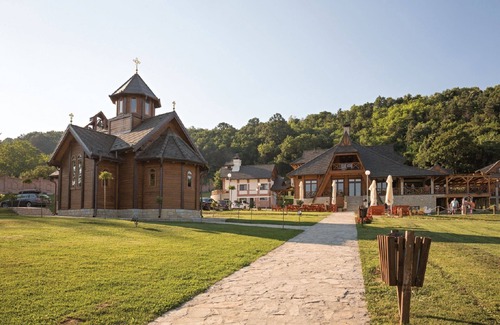 Vrdnik Casa | Ethno apartamentos Vrdniks torre-naturaleza pura