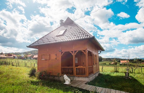 Mackat Casa | Ethno Cottage con vistas a las montañas