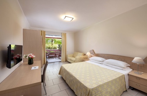 Castellaneta Hotel | Ethra Reserve - Calanè 4*