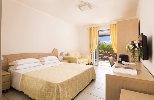 Castellaneta Hotel | Ethra Reserve - Calanè 4*