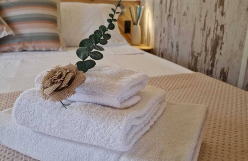 Belpasso Cabina | Etna Koru Glamping Experience (Water)