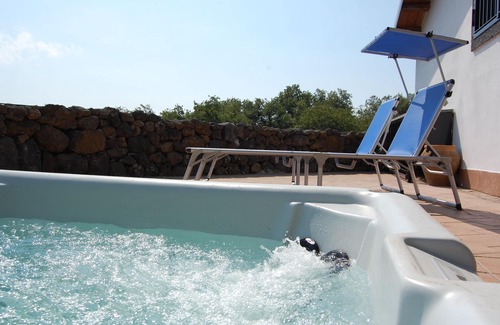 Piedimonte Etneo Casa | Etna, mar, jacuzzi y piscina privada