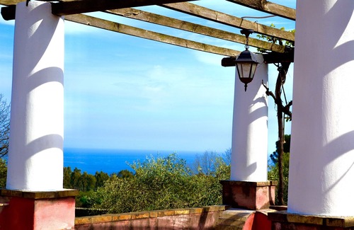 Santa Venerina Villa | Villa EtnaSicily con piscina privada y jardín y terrazas con vistas al mar Etna