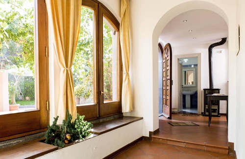 Santa Venerina Villa | Villa EtnaSicily con piscina privada y jardín y terrazas con vistas al mar Etna