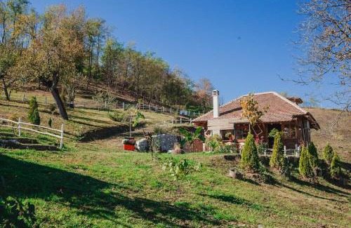Mladenovac Chalet De Esquí | Etno kompleks Orahovac - Vajat Sova