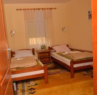Kikinda Cama Y Desayuno | Etno Kuca Paor-apartmani