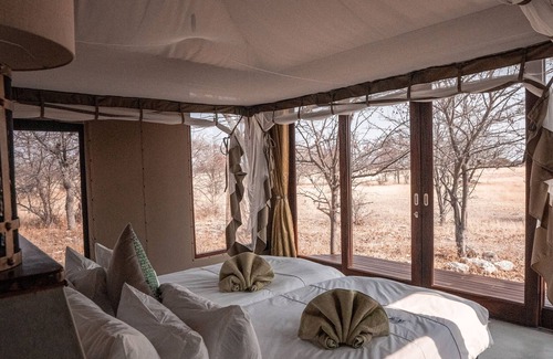 Okaukuejo Cabina | Etosha Oberland Lodge l Ondili