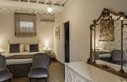Chiusi Hotel | Borgo Dolciano - Habitación Apartamento Superior etrusca
