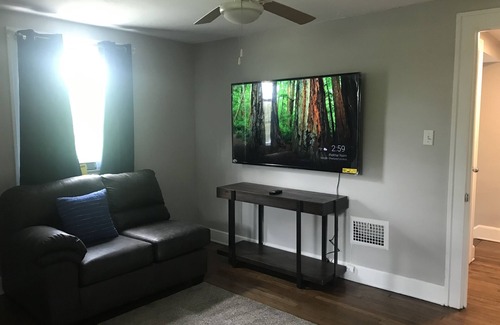 Euclid Casa | Euclid Beach within Reach