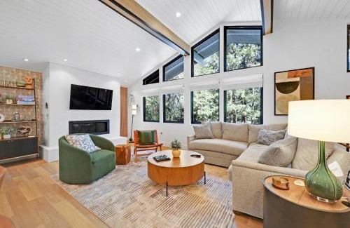 Friendly Casa | Eugene Evergreen Escape By Leschaletsstays
