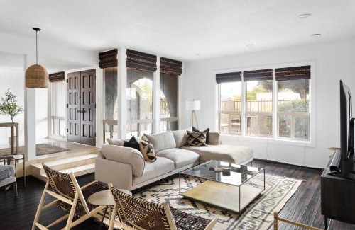 Raskin Estates Casa | Eugie Retreat Professionally designed bohemian dream with pool