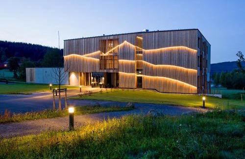 Neuschoenau Hotel | Euler Neuschönau - Naturhotel & Chalets