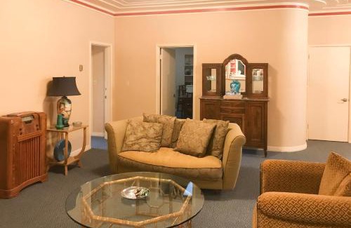 Downtown Apartamento | Eureka Theatre Apartment