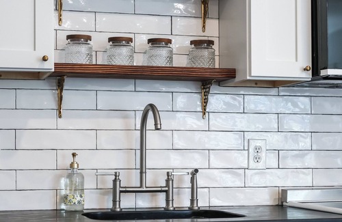 Windsor Park Casa | Euro-inspired 1-br cottage with AC, w/d, private fenced yard in central Austin