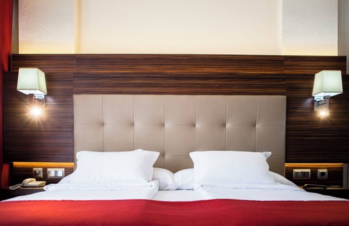 Illetas Hotel | Europe Playa Marina - Adults only