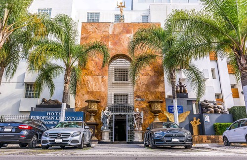 Zapopan Apartamento | European Life Style Executive Suites & Gallery