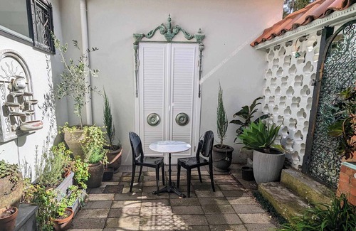 Geelong Casa | European Style Escape in Geelong