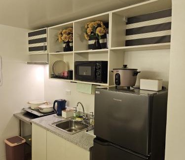 Binan City Apartamento | European Themed Condo