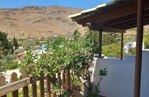 Pisses Casa | Evangelos Politis Rooms Kea