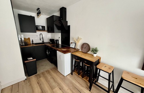 Aucamville Apartamento | Attractive, modern and bright T2 apartment - Centre Aucamville + air conditioning and secure parking