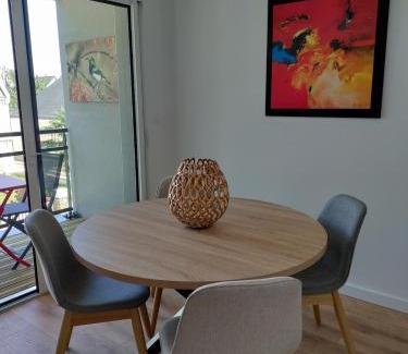 Fouesnant Apartamento | Evasion chic au coeur de la ville et proche plage - Garage privé - Deux chambres