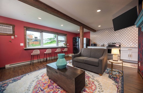 Prescott Casa | Event-Approved | Sleeps 24, Hosts 40 | Arcade & Game Room
