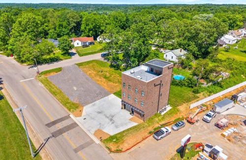 Clarksville Casa | Event Center at The Spot - 281 Liberty Pkwy